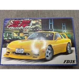 Aoshima Street Gear RX-7 FD3S Model Kit 1:24 Scale Open Box #020791